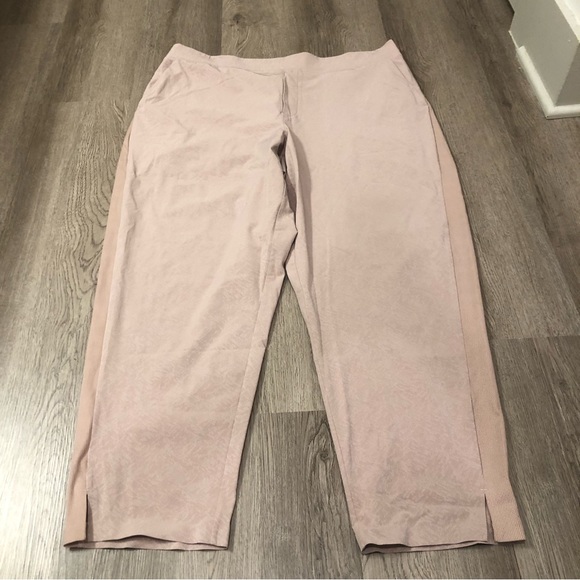 Athleta Brooklyn Ankle Pant Cropped Blush Pink Floral Texture Women’s 18 - Picture 2 of 8